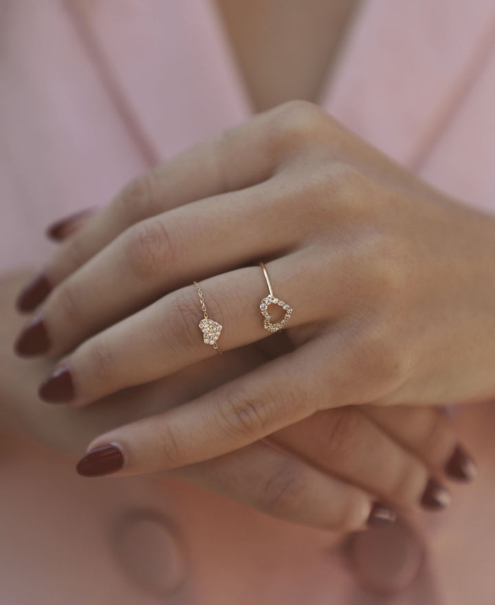 Heart Chain 18K Gold Ring w. Diamonds