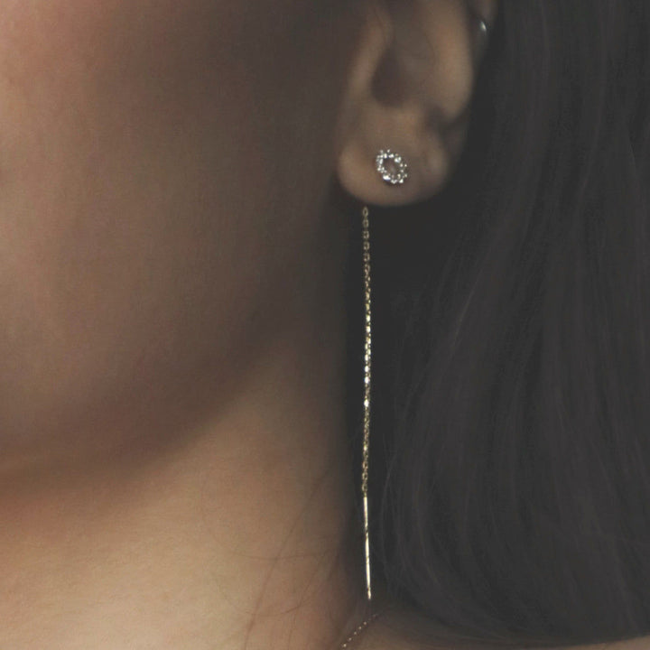 Long Chain 18K Gold Earring w. Diamonds
