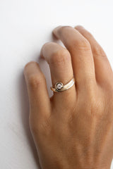 Unda Solitaire 14K Gold Ring w. Diamond