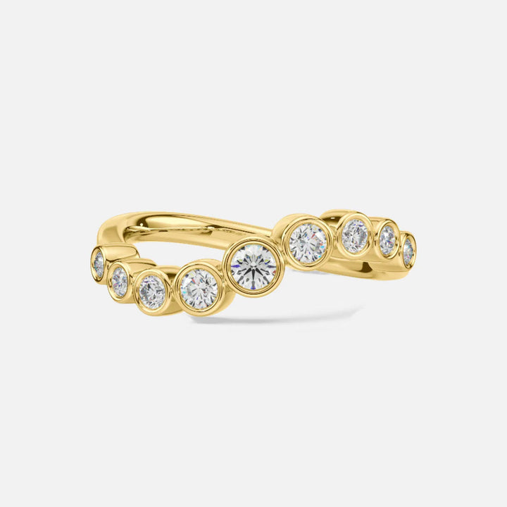 Sumi 14K Gold Ring w. Diamonds